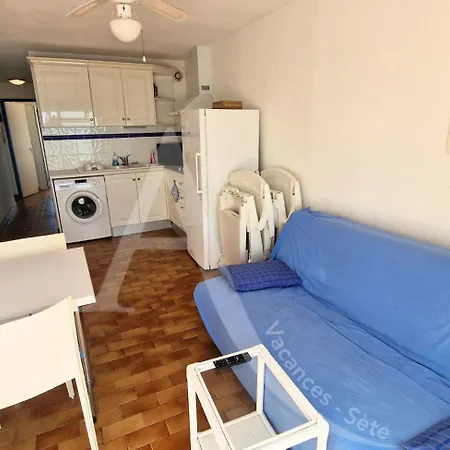 T3 Traversant Avec 2 Terrasses Et Parking - Vue Sur 1 Terrasse Apartmán Sète